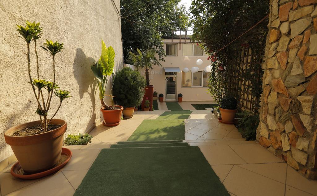 Bed & Breakfast Garden40 Beograd Ngoại thất bức ảnh